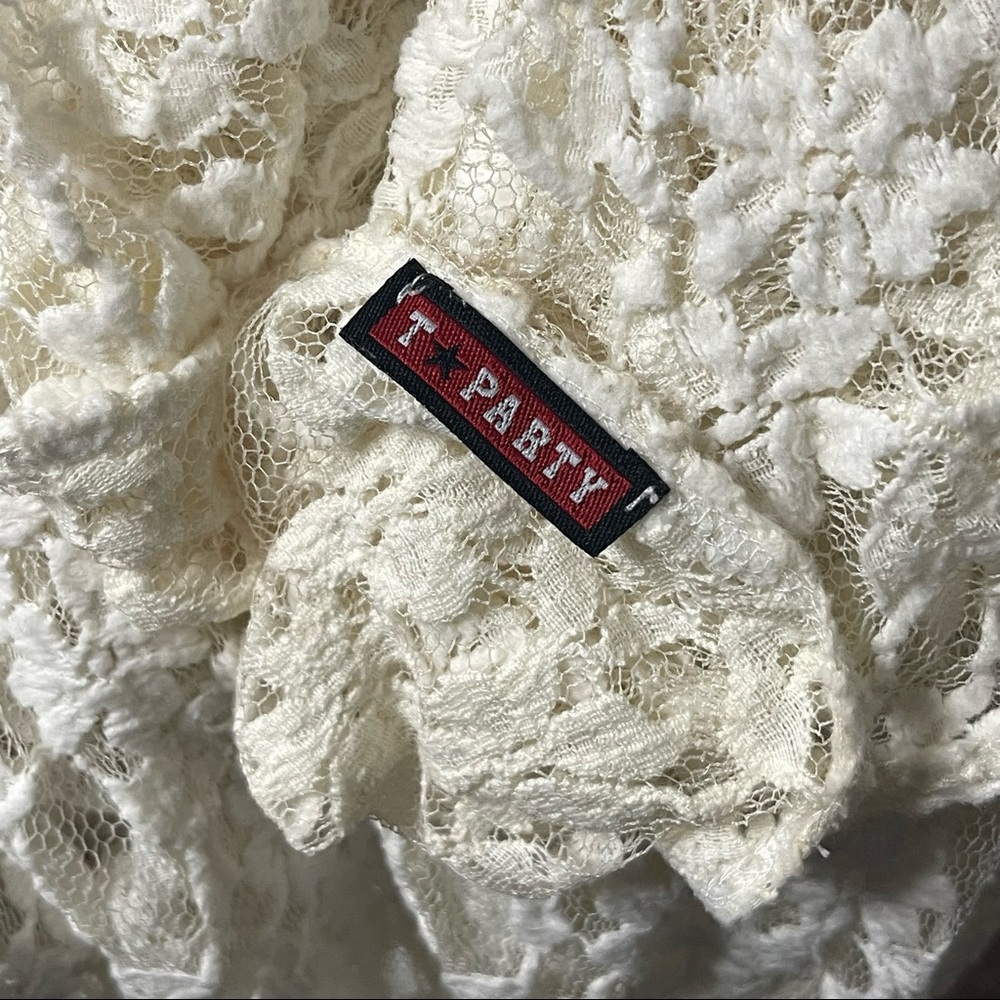 T Party white lace tunic top M - Picture 8 of 8
